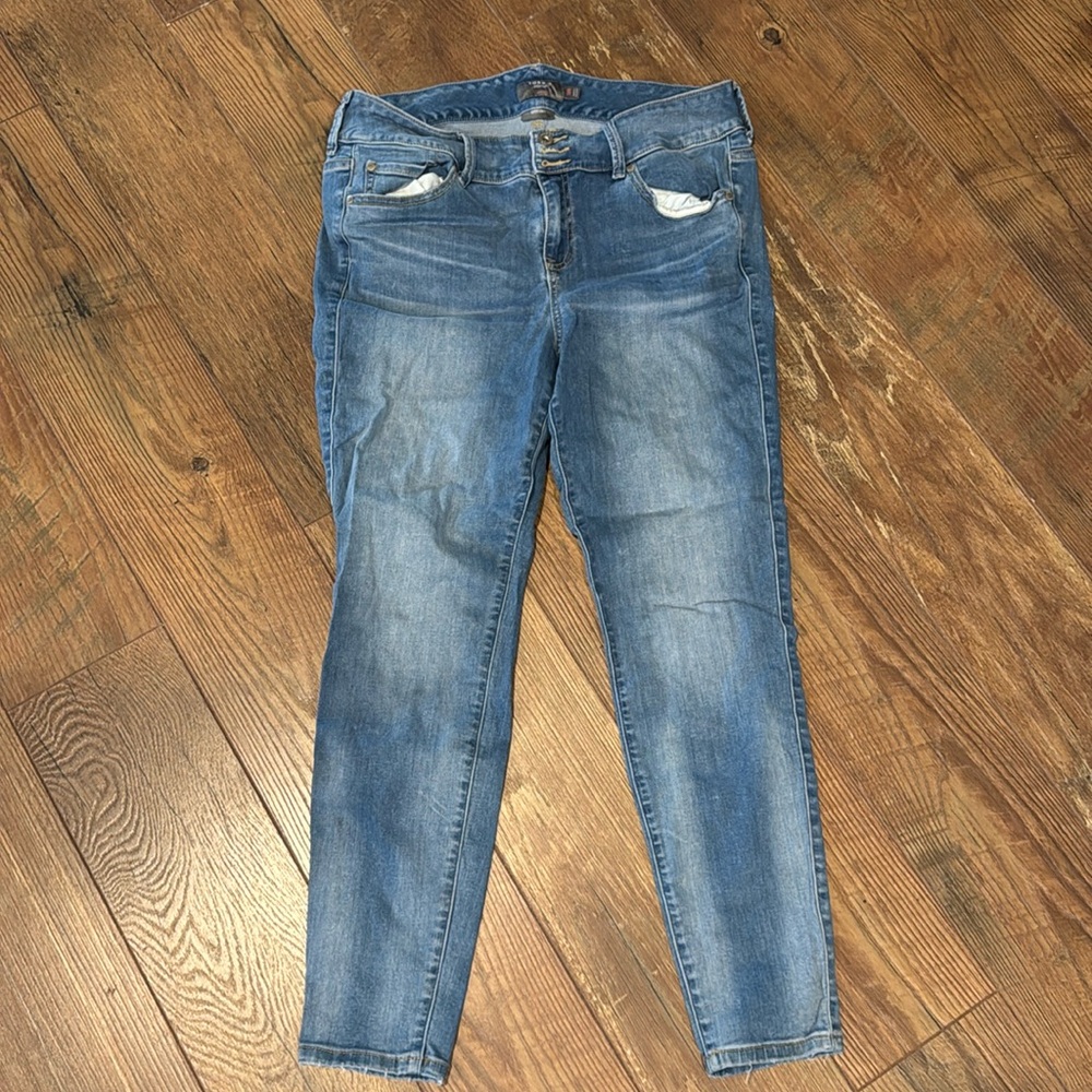 🌸Torrid Jeans Jegging Super Soft 18R